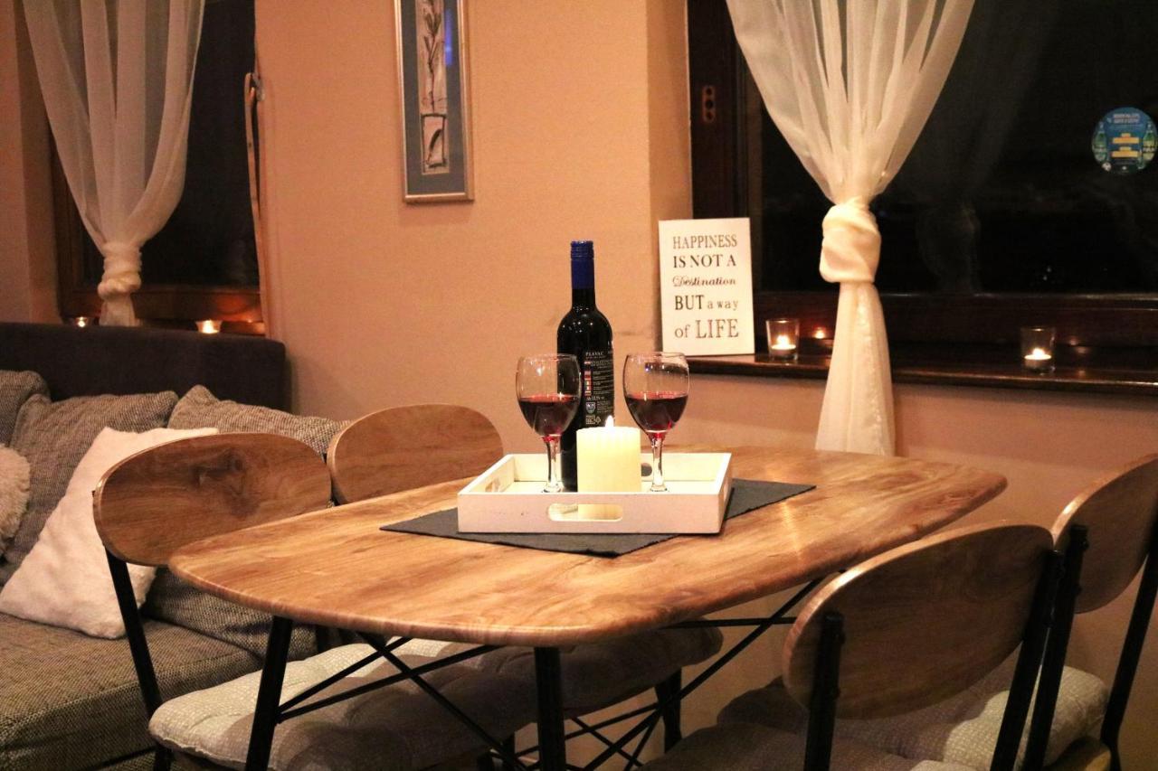 Guest House Studio Apartman Marina - With Jacuzzi, Free Parking, Pet Friendly קארלובץ מראה חיצוני תמונה