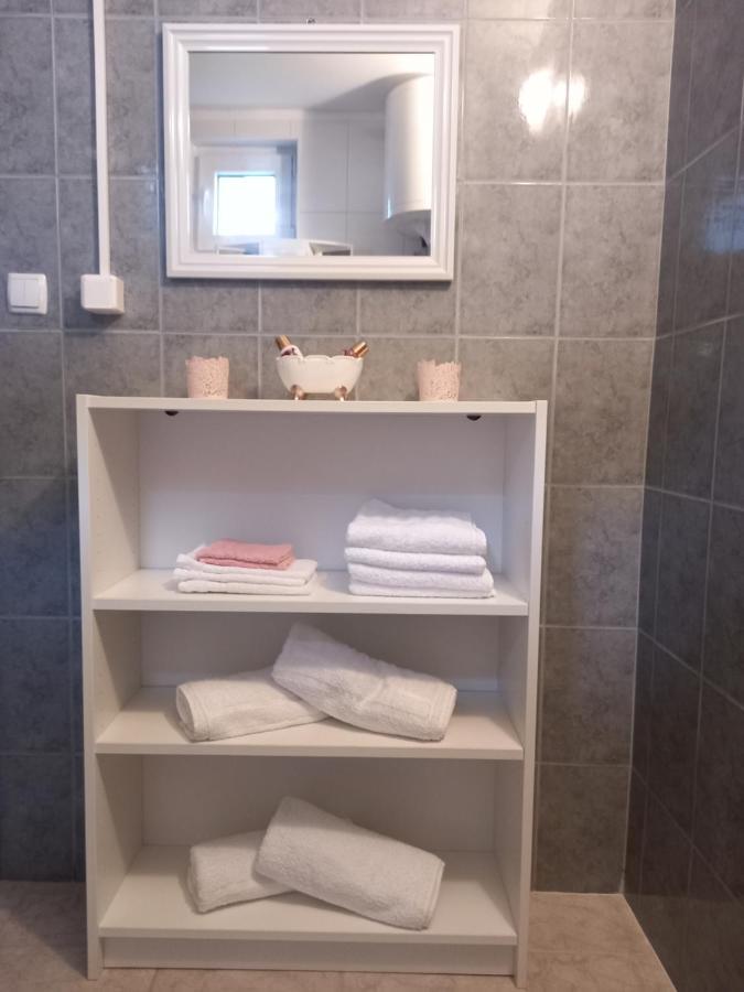 Guest House Studio Apartman Marina - With Jacuzzi, Free Parking, Pet Friendly קארלובץ מראה חיצוני תמונה