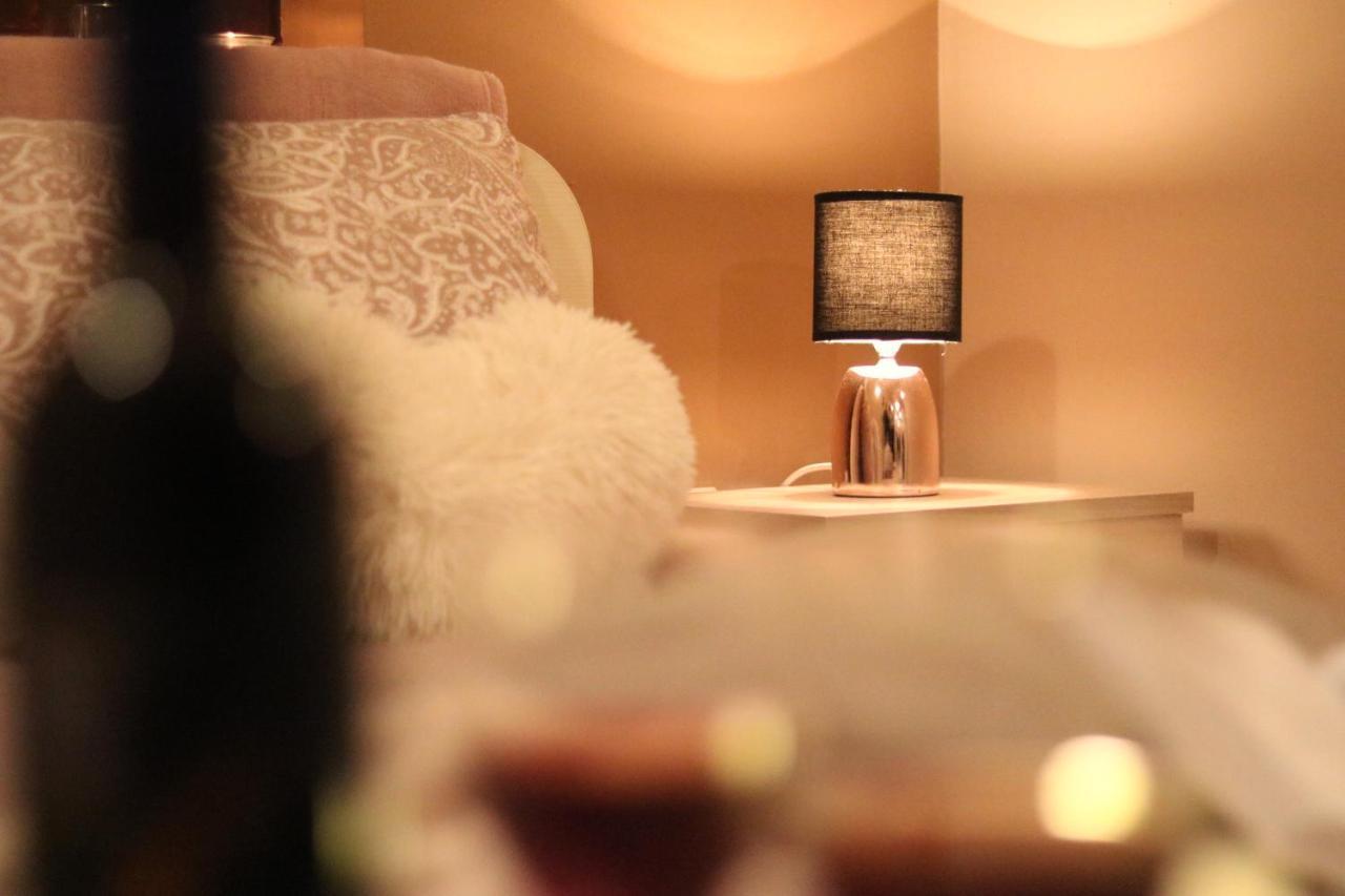 Guest House Studio Apartman Marina - With Jacuzzi, Free Parking, Pet Friendly קארלובץ מראה חיצוני תמונה