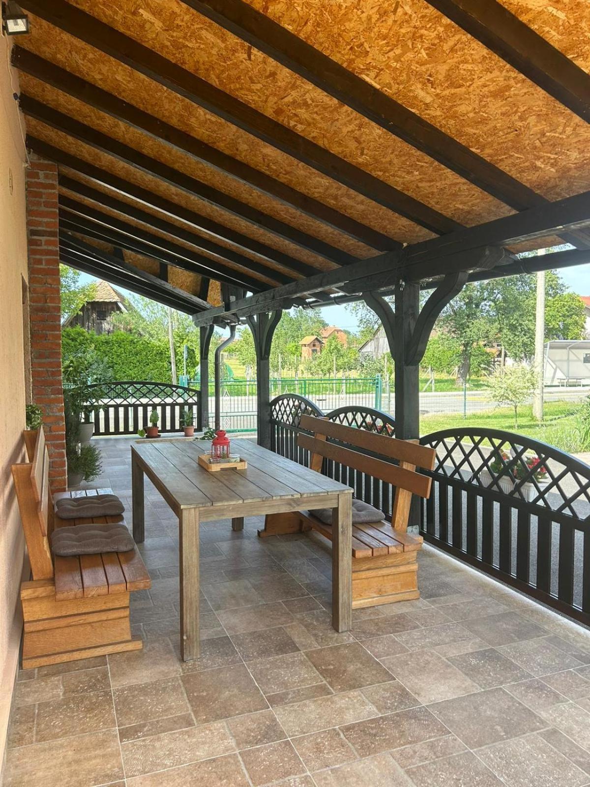 Guest House Studio Apartman Marina - With Jacuzzi, Free Parking, Pet Friendly קארלובץ מראה חיצוני תמונה