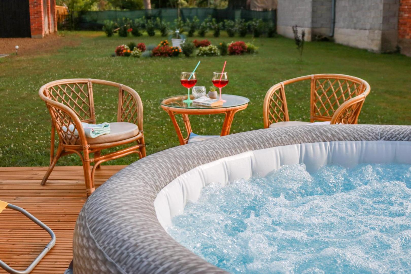 Guest House Studio Apartman Marina - With Jacuzzi, Free Parking, Pet Friendly קארלובץ מראה חיצוני תמונה